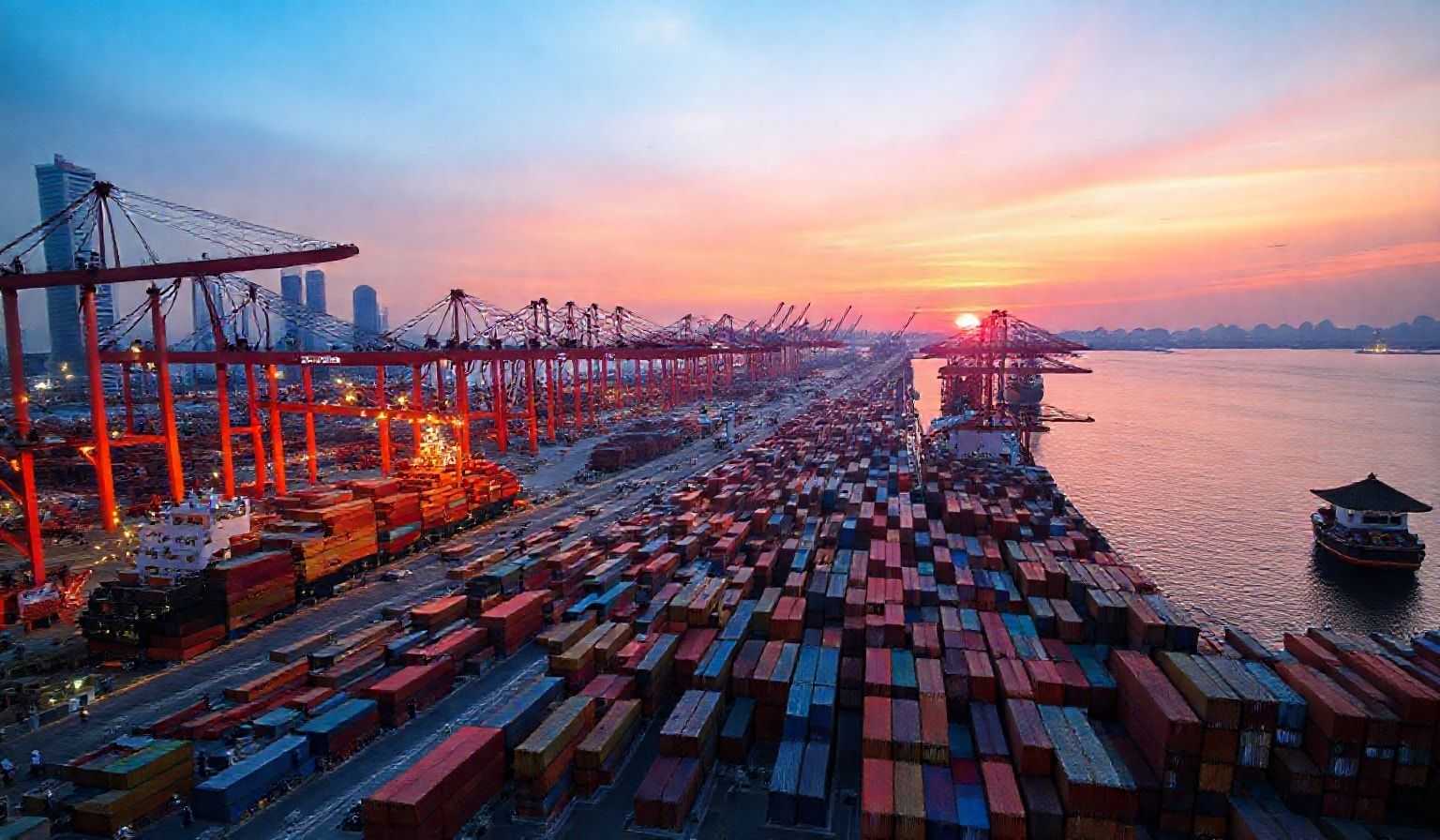中国外贸狂飙！银行输血2000亿，跨境收款暴增5倍！